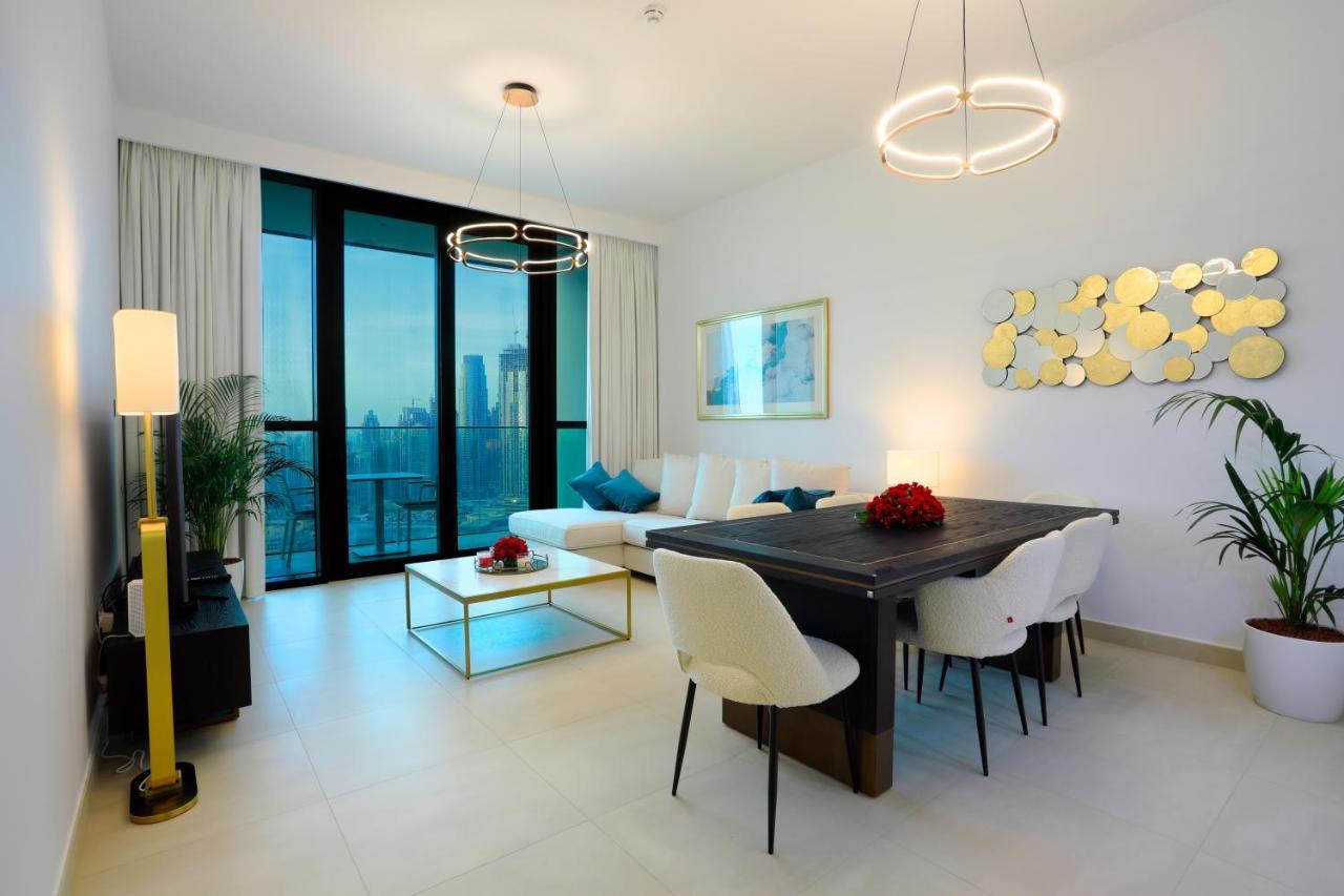 Elegant Apartment With Direct Access To Dubai Mall ภายนอก รูปภาพ