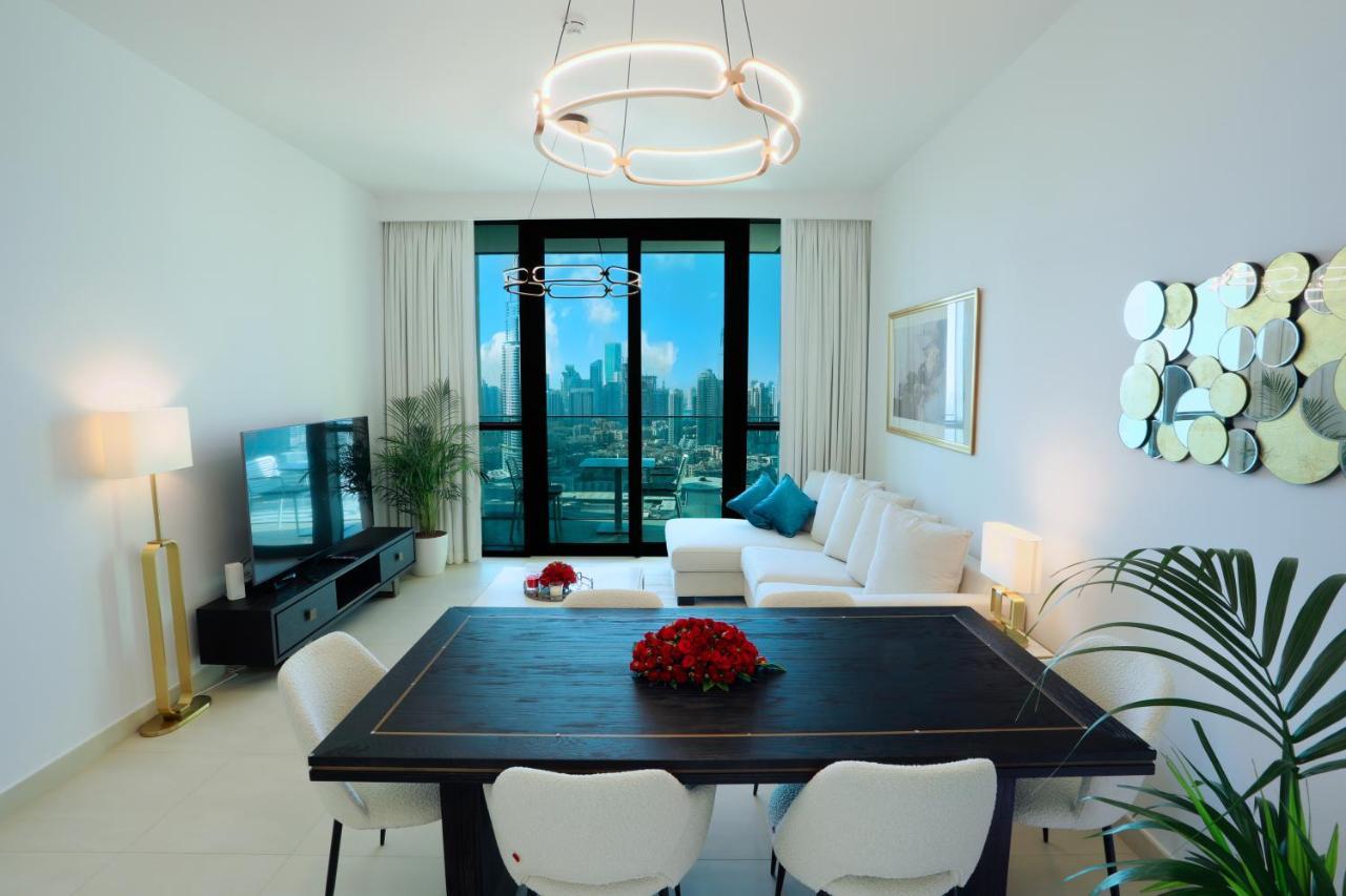 Elegant Apartment With Direct Access To Dubai Mall ภายนอก รูปภาพ