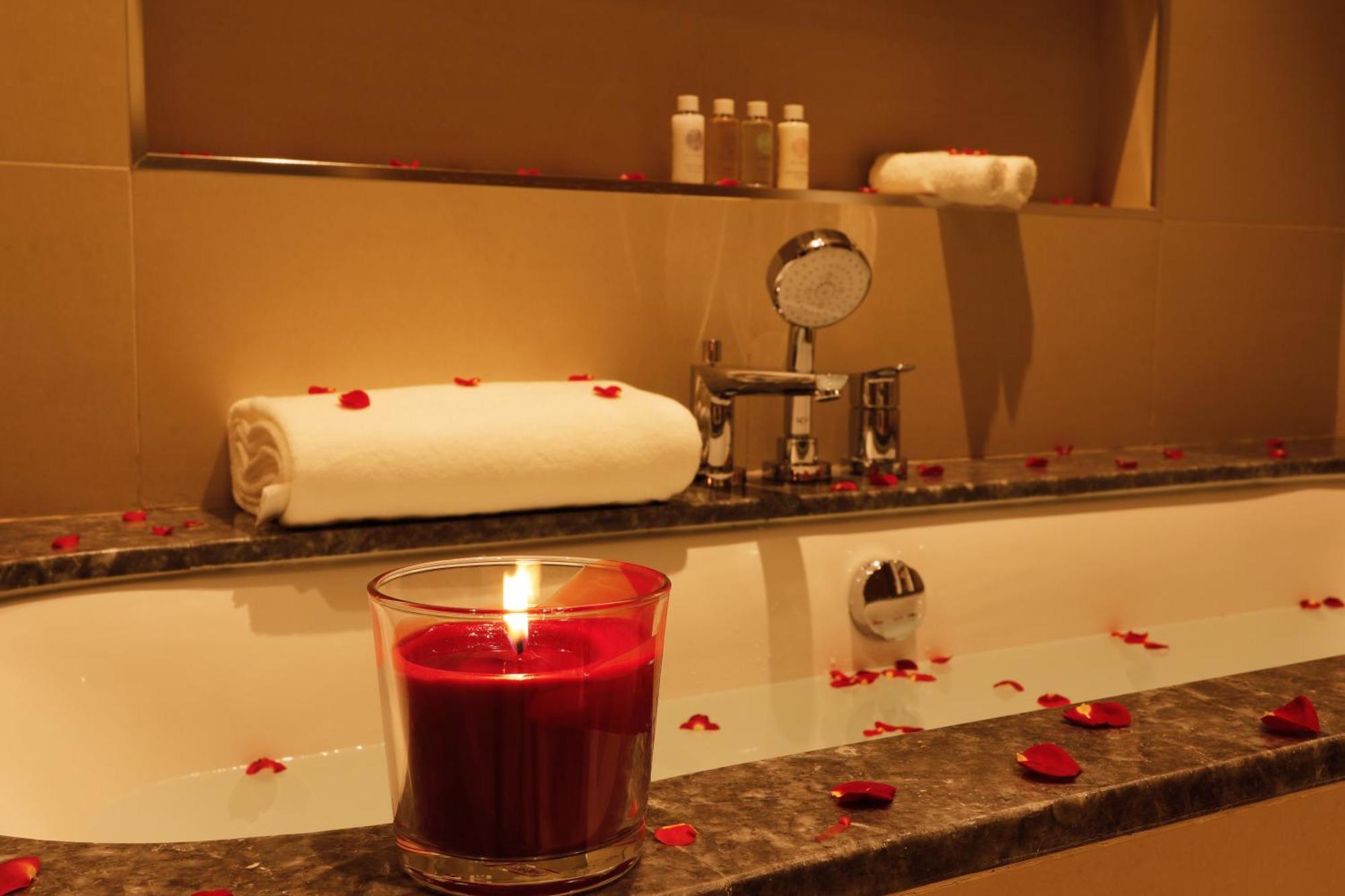 Elegant Apartment With Direct Access To Dubai Mall ภายนอก รูปภาพ