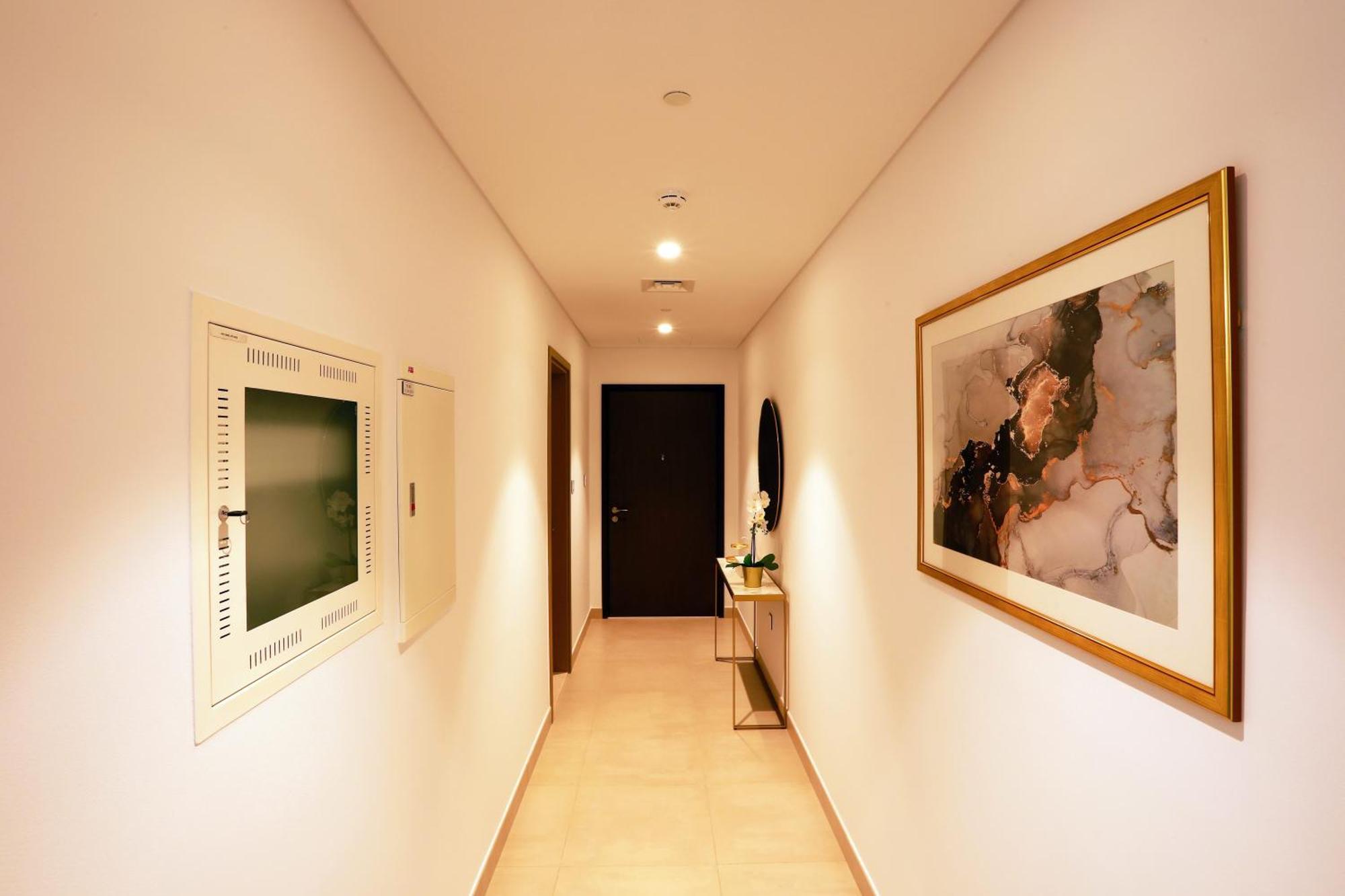 Elegant Apartment With Direct Access To Dubai Mall ภายนอก รูปภาพ