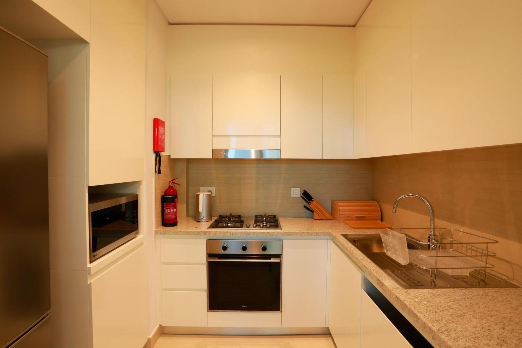 Elegant Apartment With Direct Access To Dubai Mall ภายนอก รูปภาพ
